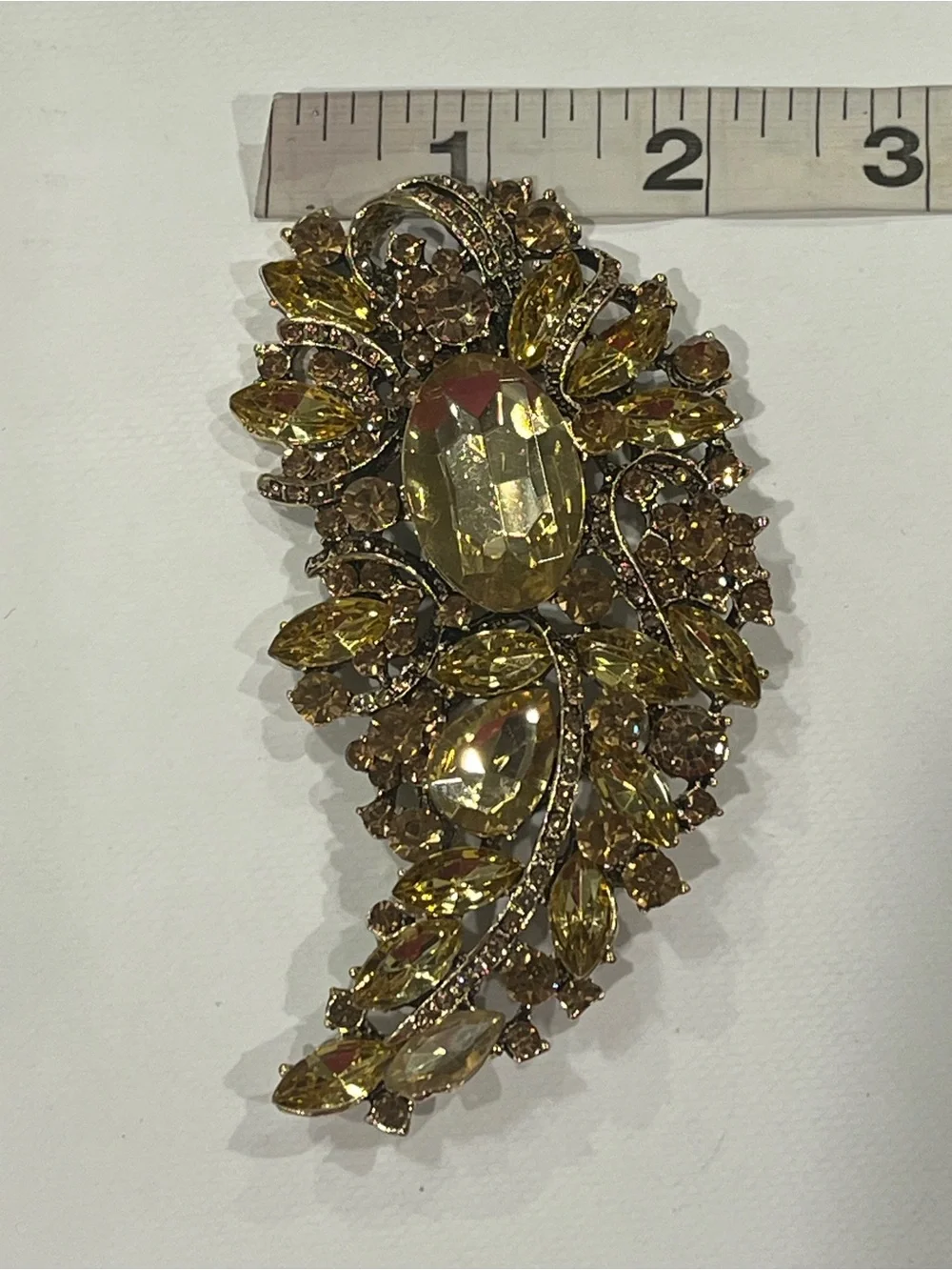 Gold-Tone Citrine Crystal Leaf Brooch - Elegant Women’s Jewelry NWOT